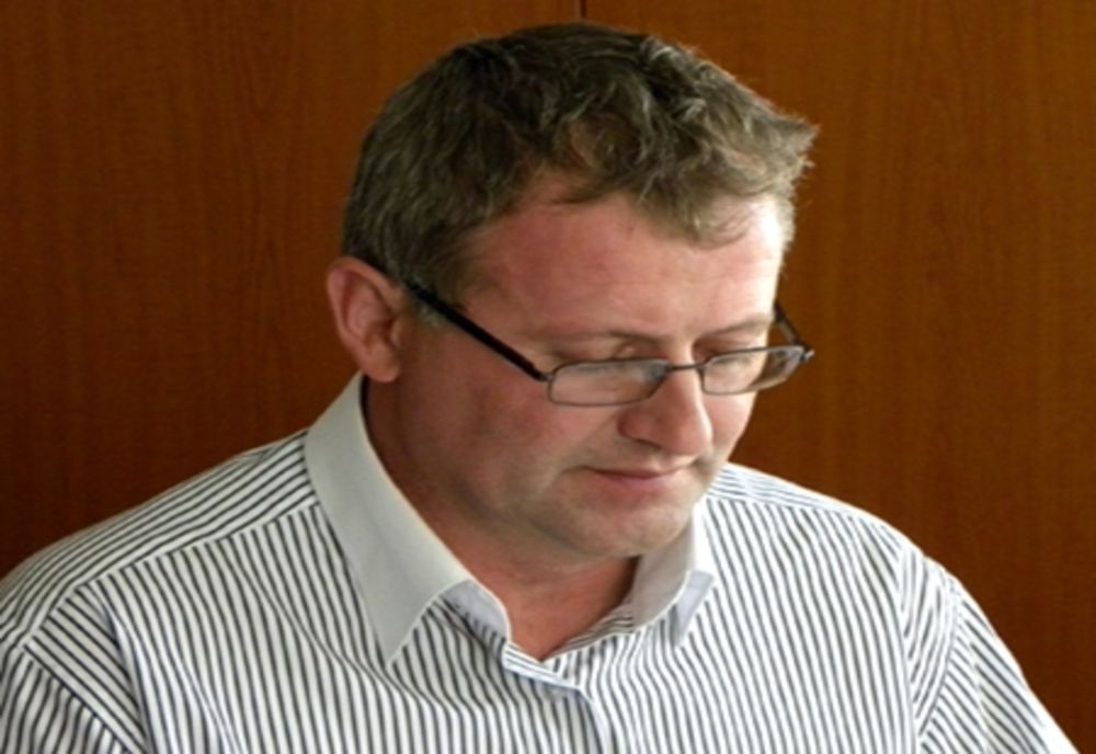 Fostul primar de la Şotriile, condamnat pentru pornografie infantilă, revine la primărie! Află cum e posibil! 