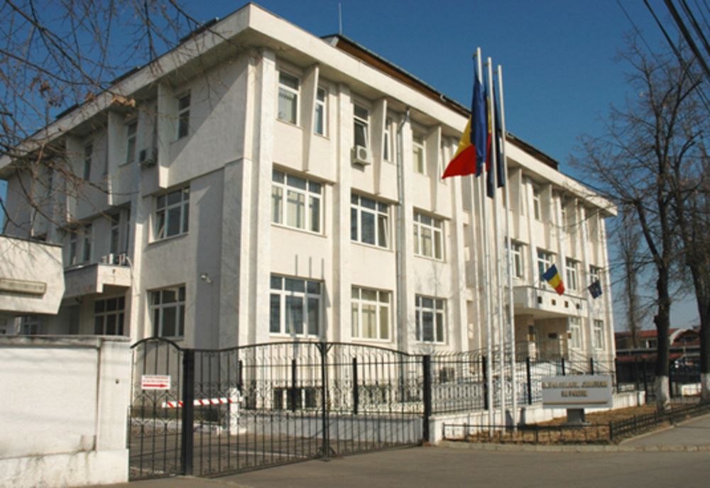 Polițist de la Serviciul pentru Acțiuni Speciale Prahova, depistat cu SARS-COV-2