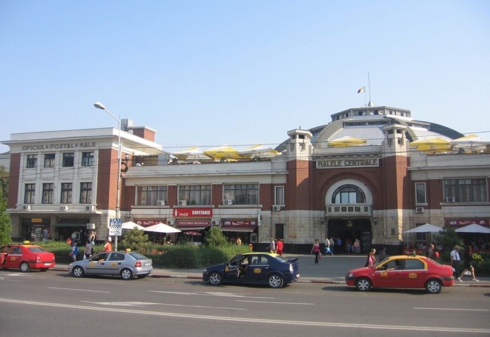 Focar de Covid-19 și la Hale și Piețe, în Ploiești 