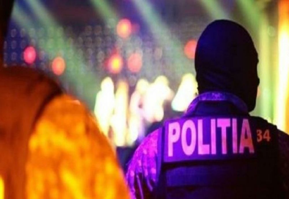 Minoră obligată să participe la spectacole pornografice într-un club de noapte din Ploieşti 