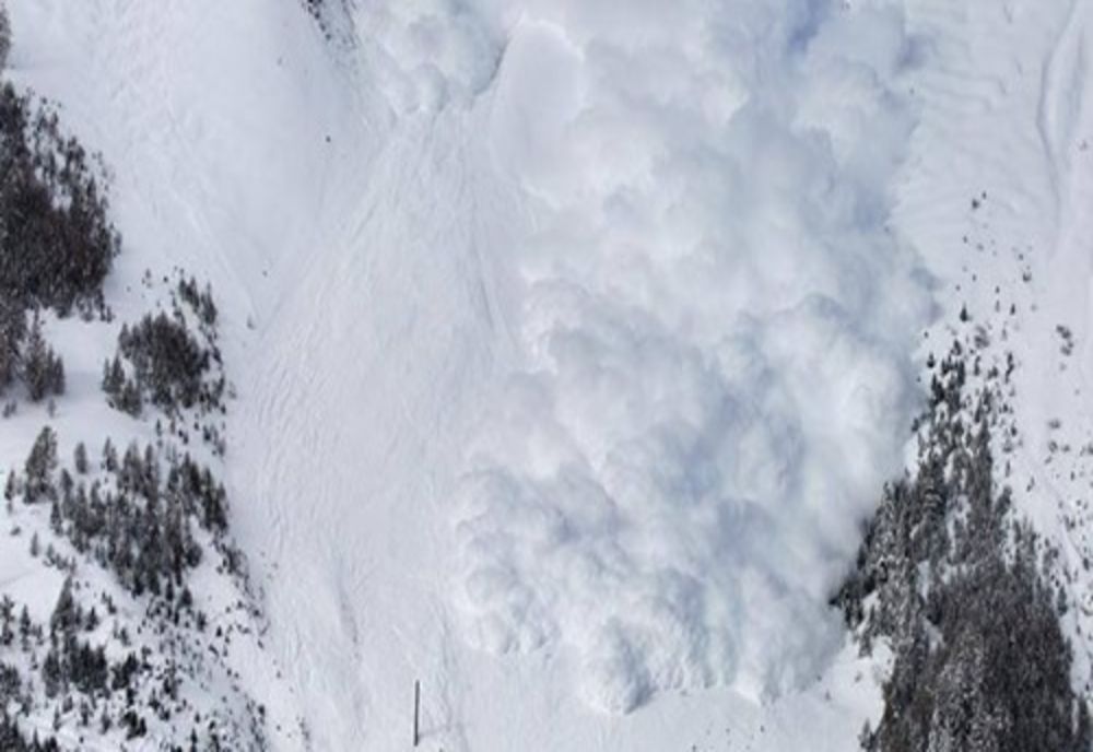 Risc mare de avalanșe în munții Ciucaș