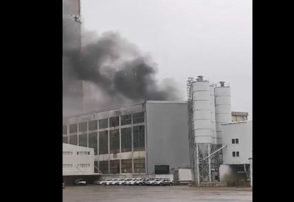 Incendiu la depozitul de deșeuri periculoase Eco Burn din Brazi 