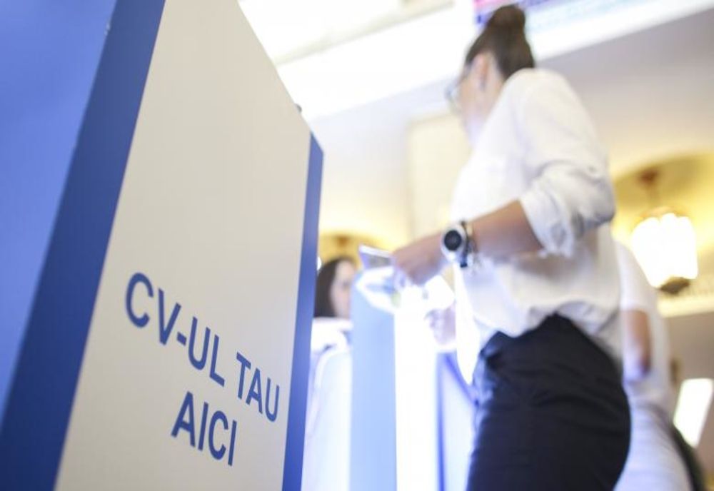 Angajatorii vor trebui să dea mai multe informații salariaților, iar perioada de probă ar putea fi majorată 