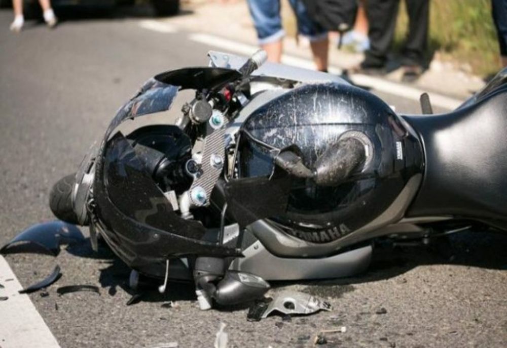 Motociclist rănit într-un accident pe DN 1B