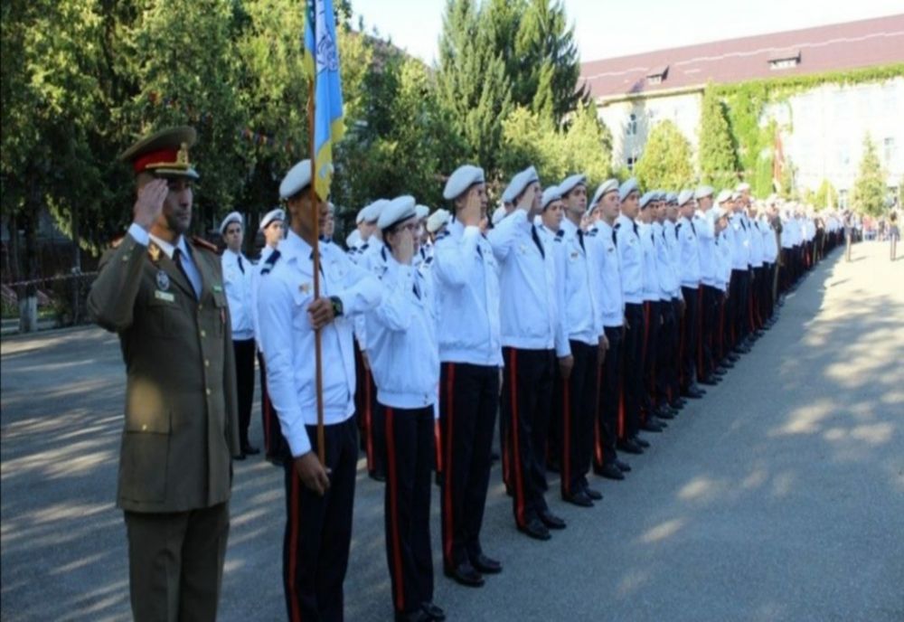 Elevi infectați cu COVID -19 la Colegiul Militar din Breaza. 4 dintre ei sunt în izolator la Spitalul Municipal din Câmpina
