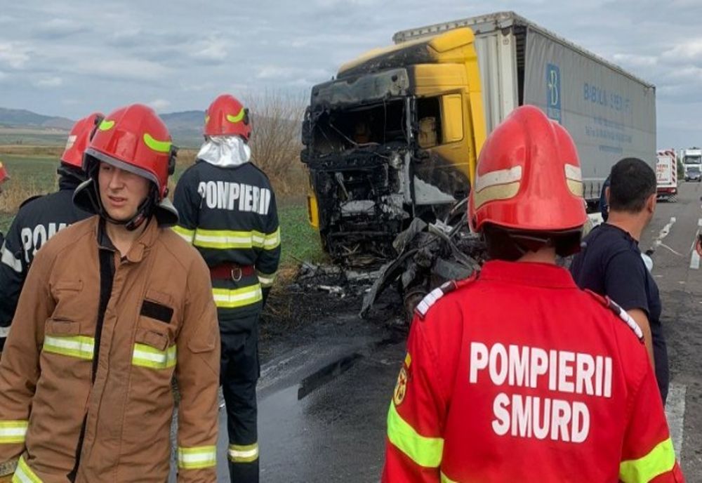  Accident cumplit pe DN 1B între un TIR și două autoturisme. Un bărbat a murit