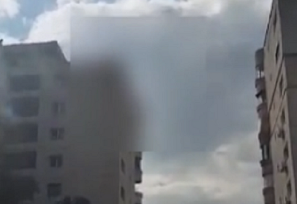 Un bărbat a murit după ce s-a aruncat de pe un bloc din Ploiești 