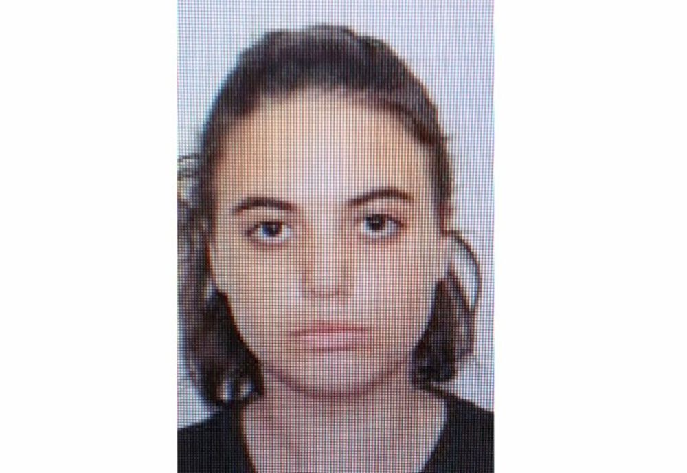 O tânără de 16 ani din Puchenii Mari a fost dată dispărută