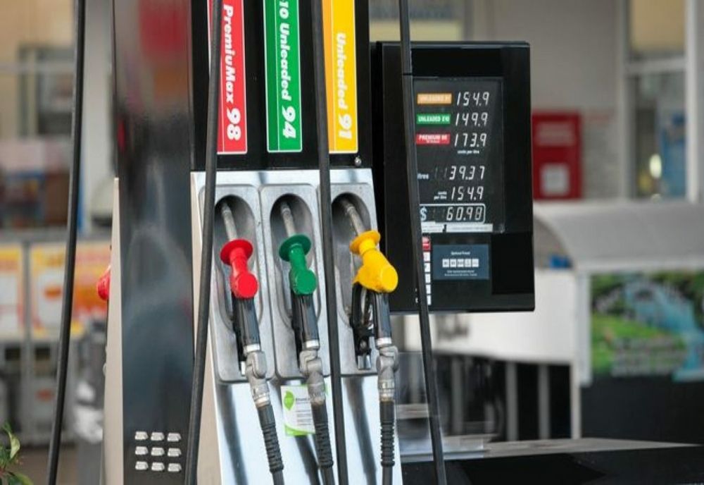 Prețul carburanților a scăpat de sub control! Cât a ajuns să coste azi 1 litru de benzină și motorină, la pompă