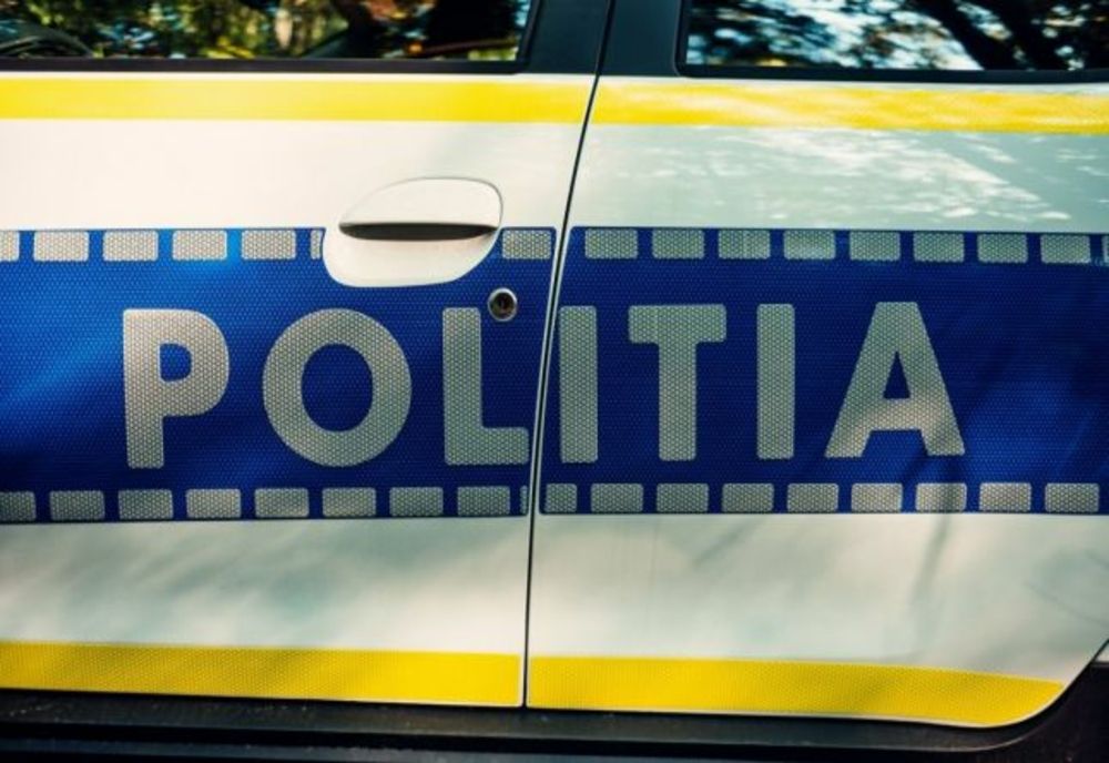 IPJ Prahova anunță dispariția unei minore din Valea Călugărească. Fata nu are carte de identitate