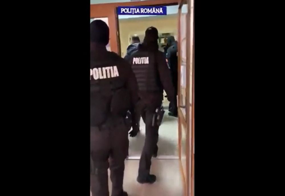 Un ploieștean a înșelat trei persoane pretinzând că vinde mașini