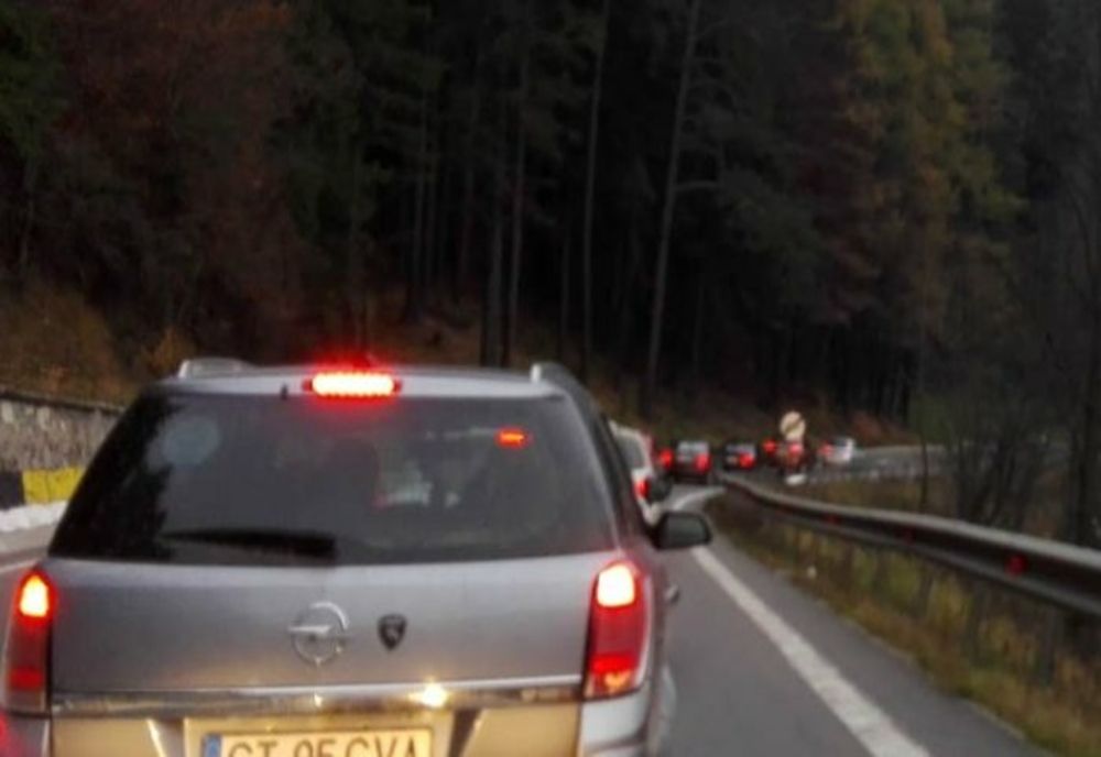 Aglomeratie la Comarnic, încă de dimineața