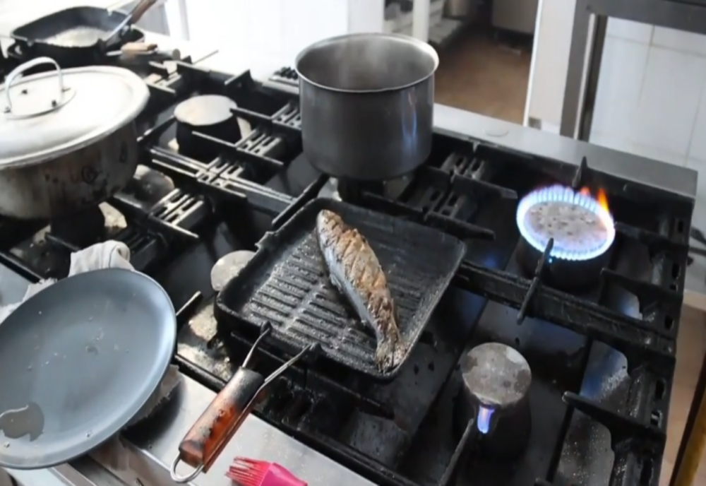 Controale ANPC în Prahova de Sărbătorile de Iarnă. Ce nereguli au găsit inspectorii