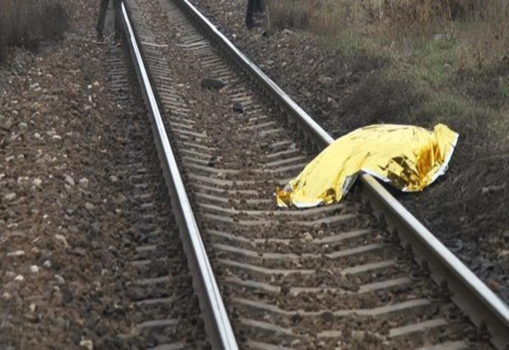 Un bărbat a murit după ce a fost lovit de tren. Tragedia s-a produs în apropierea stației CF Bobolia