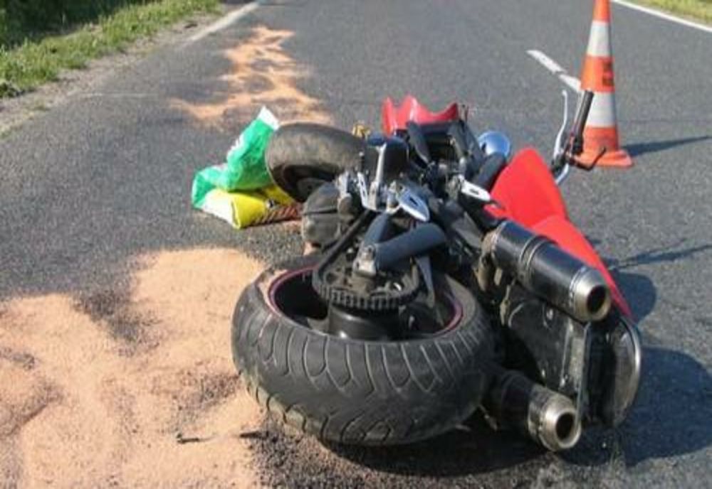 Prahova. Accident mortal la Măneciu. Un motociclist de 18 ani a murit