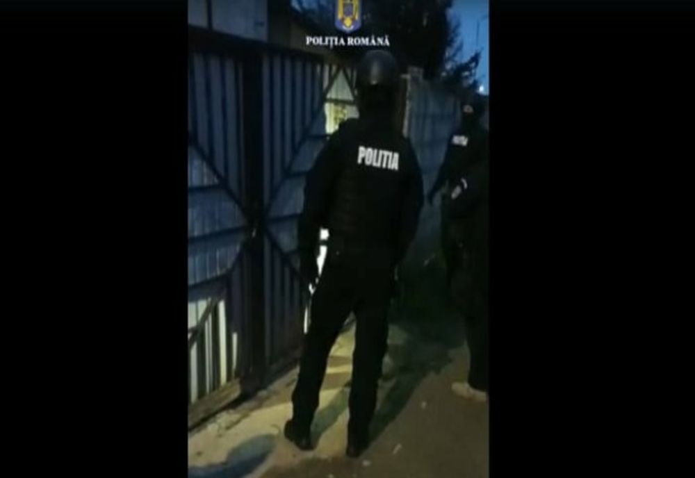 Percheziții domiciliare ale poliţiştilor din Prahova în Ilfov şi Vaslui. Sunt vizate persoane care au dat ţepe cu autoturime