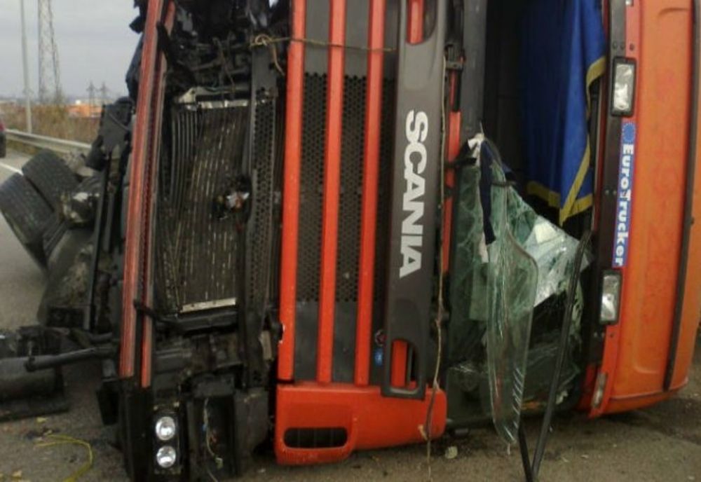 100 de oi au murit într-un accident produs pe DN1A, în Prahova