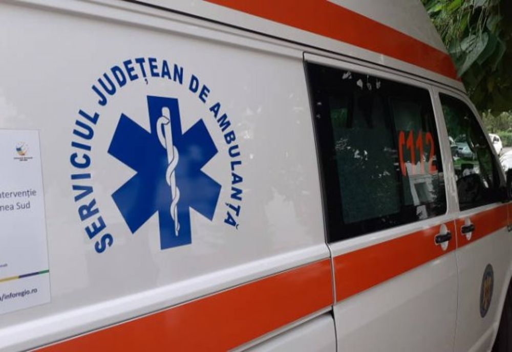 Prahova. Accident rutier la Poiana Câmpina. O şoferiţă a ajuns la spital