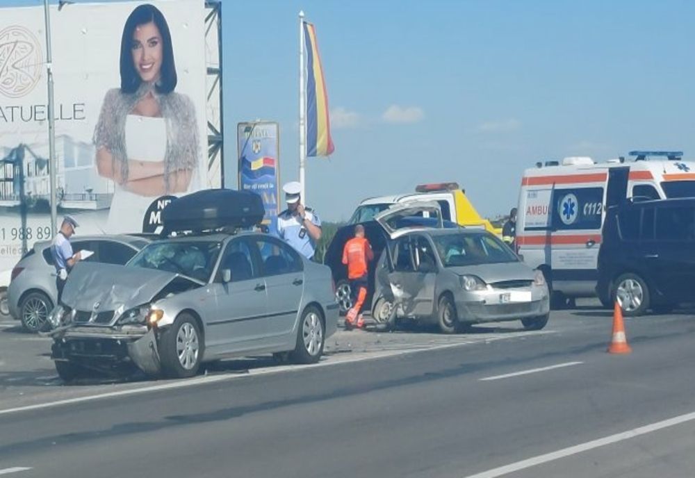 Patru persoane rănite într-un accident pe DN1, în apropiere de Ploiești
