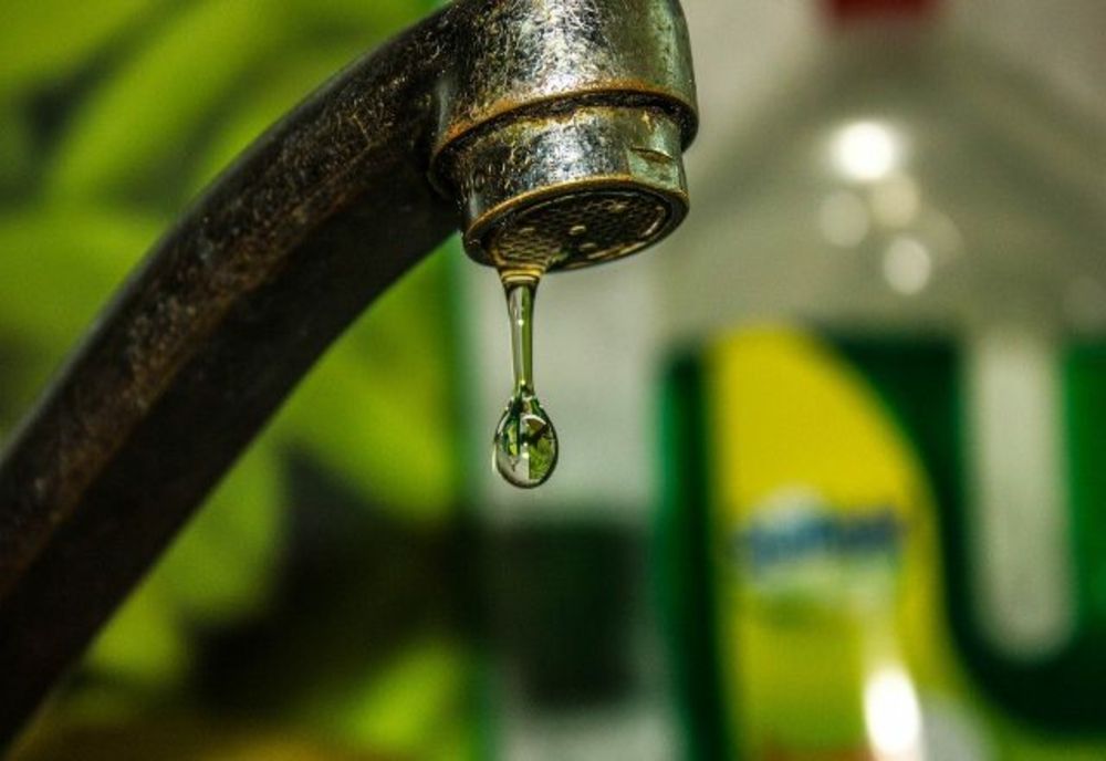 Program de distribuţie a apei potabile pentru mai multe localităţi din Prahova