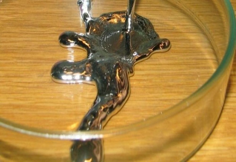 900 de grame de mercur, descoperite într-un canal colector din sudul Ploieștiului