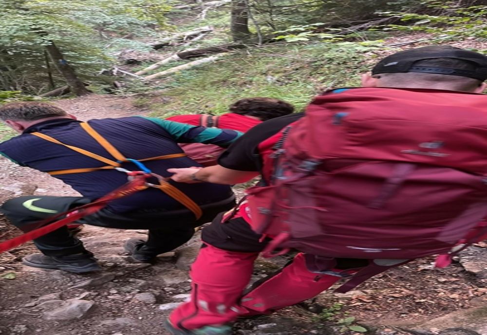 Șapte intervenții, sâmbătă, în Bucegi pentru salvamontiștii din Prahova și Bușteni