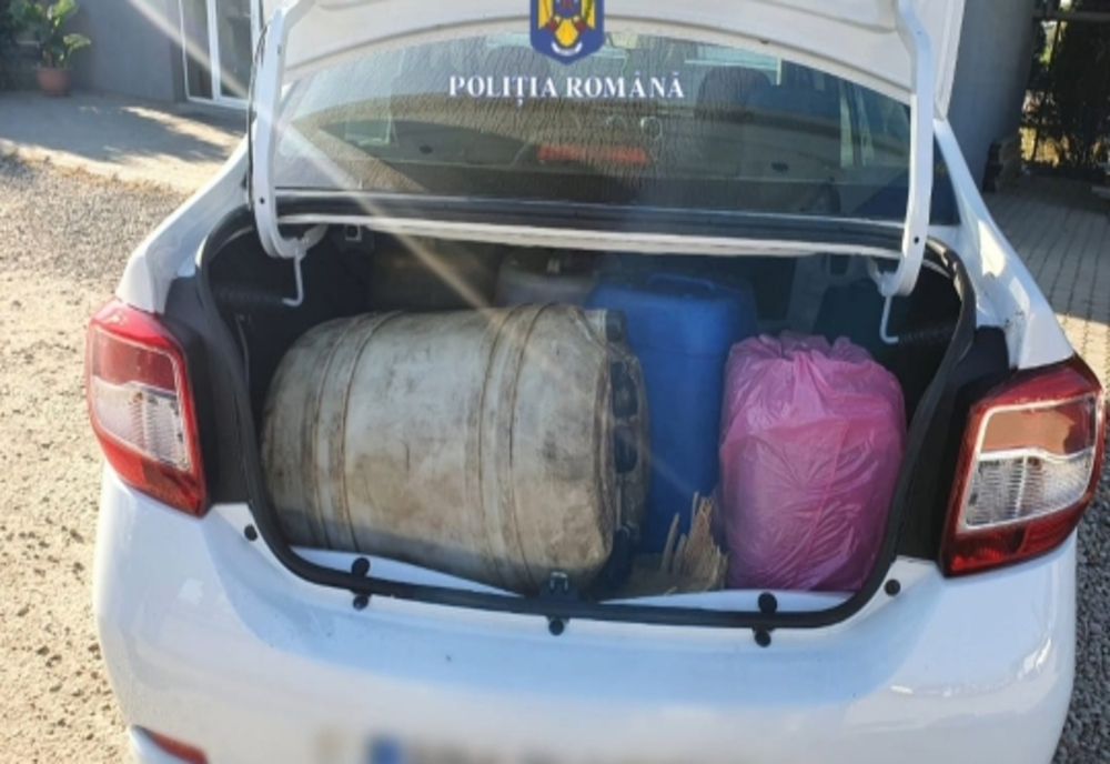 Prahova. Percheziţii la persoane bănuite de furt de carburant
