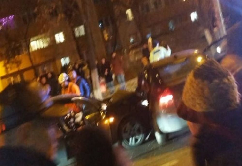 Prahova. Accident rutier grav pe Şoseaua Vestului din Ploieşti. 6 persoane au fost transportate la spital