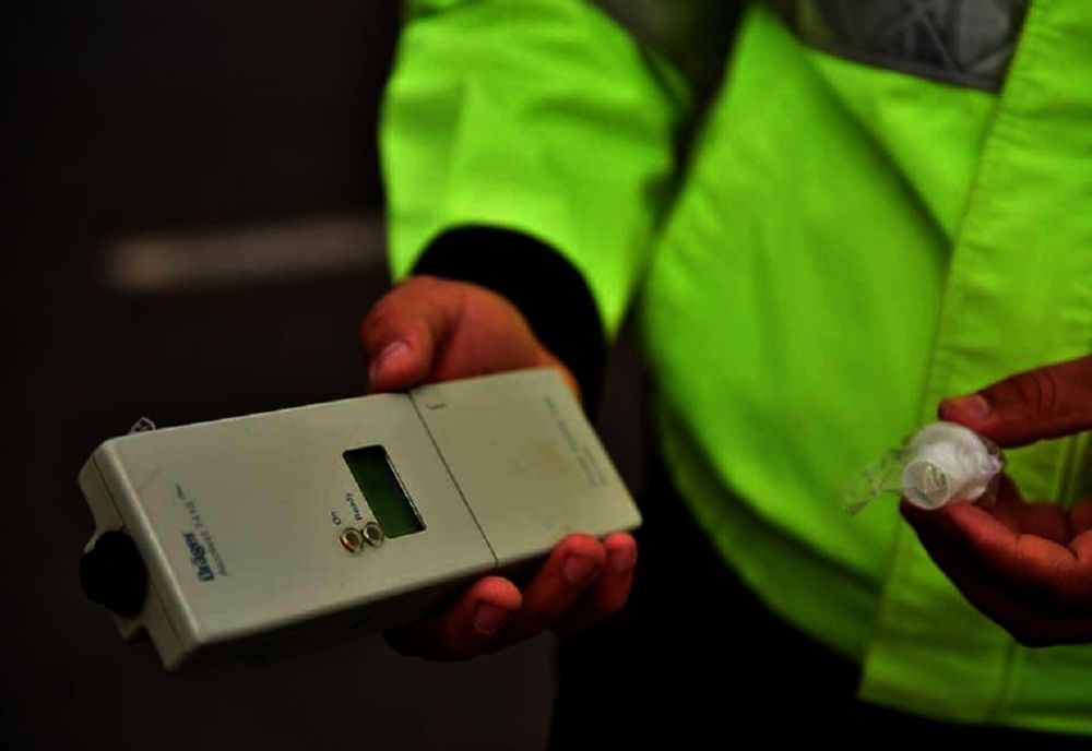 Șoferi beți, drogați sau fără permis, la volan, pe șoselele din Prahova. Nouă conducători auto s-au ales cu dosare penale