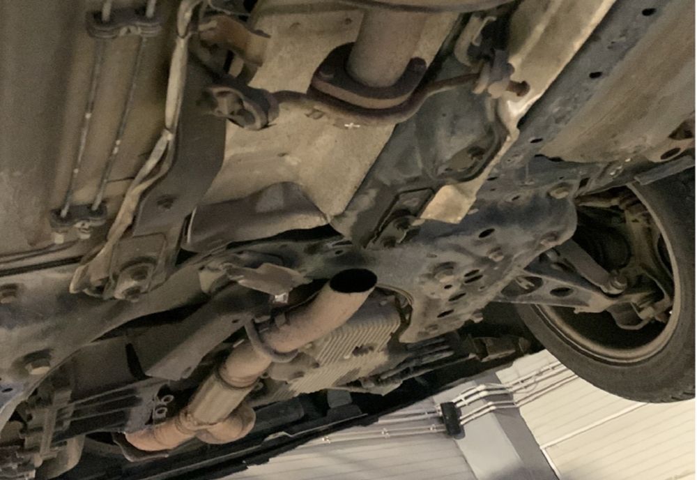 Prahova. Furturi de catalizatoare auto în Ploiești