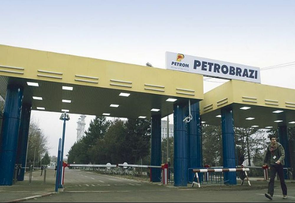 Amendă de 100.000 de lei dată de Garda de Mediu Prahova pentru poluarea produsă de Rafinăria Petrobrazi, aparținând OMV-Petrom