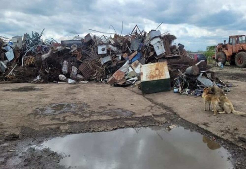 Prahova. Amendă de 100.000 de lei pentru o firmă din Mizil, din cauza problemelor cu depozitarea deșeurilor