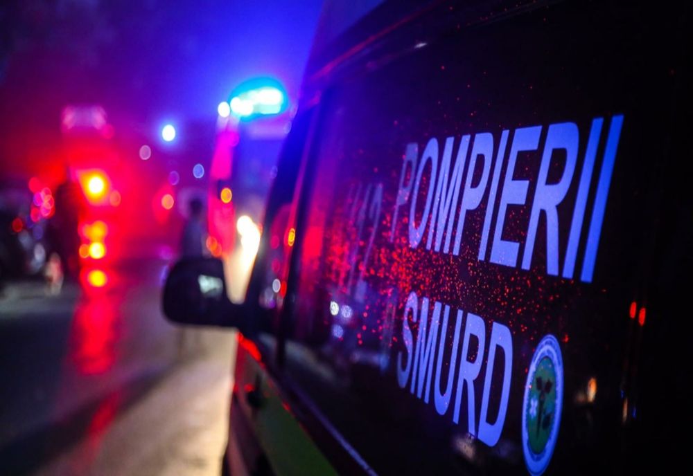 Accident grav pe DN 1, în comuna Bărcănești. Un bărbat a fost spulberat lângă un autoturism oprit în afară părții carosabile