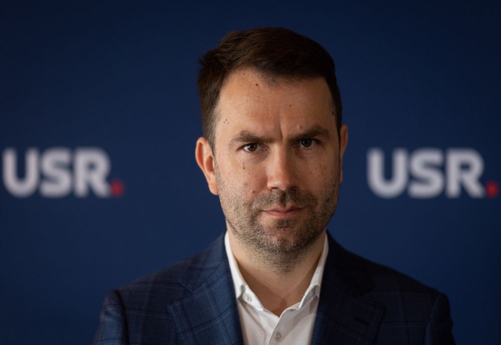 DRULĂ, CĂTRE GRINDEANU: „ALEGERILE NU SUNT UN MOFT, SUNT DREPTUL BUCUREȘTENILOR”