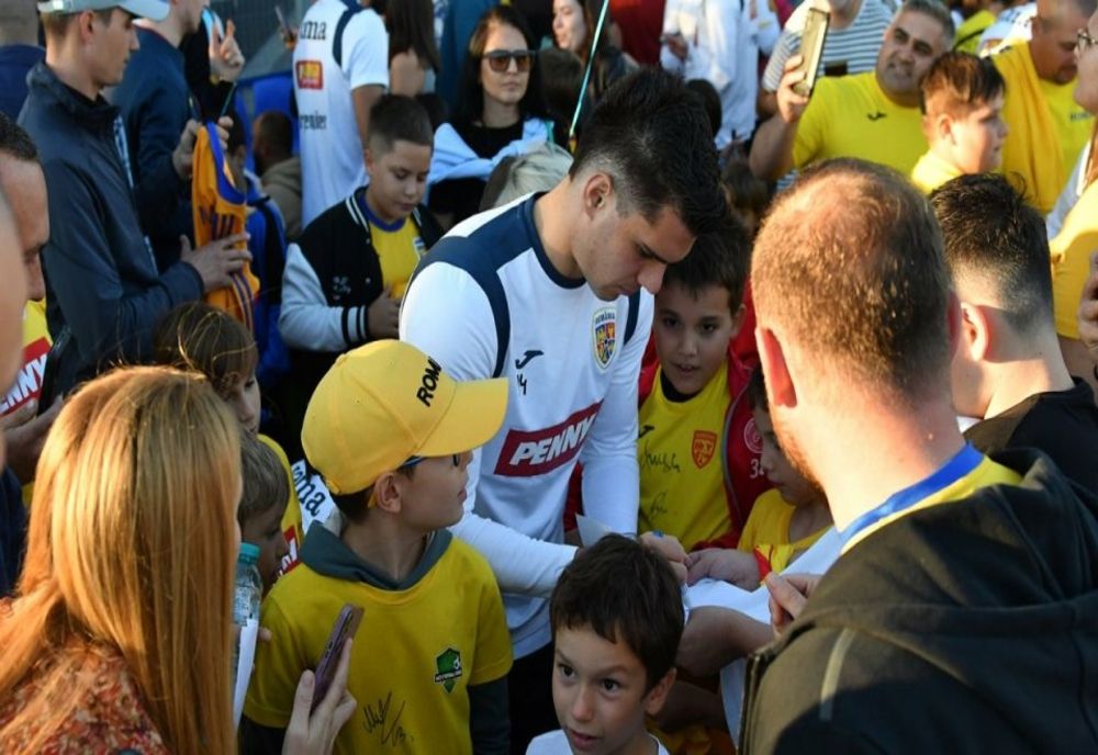 FOTBAL: NAȚIONALA ROMÂNIEI SE REUNEȘTE LA MOGOȘOAIA, PENTRU MECIURILE CU CIPRU ȘI KOSOVO