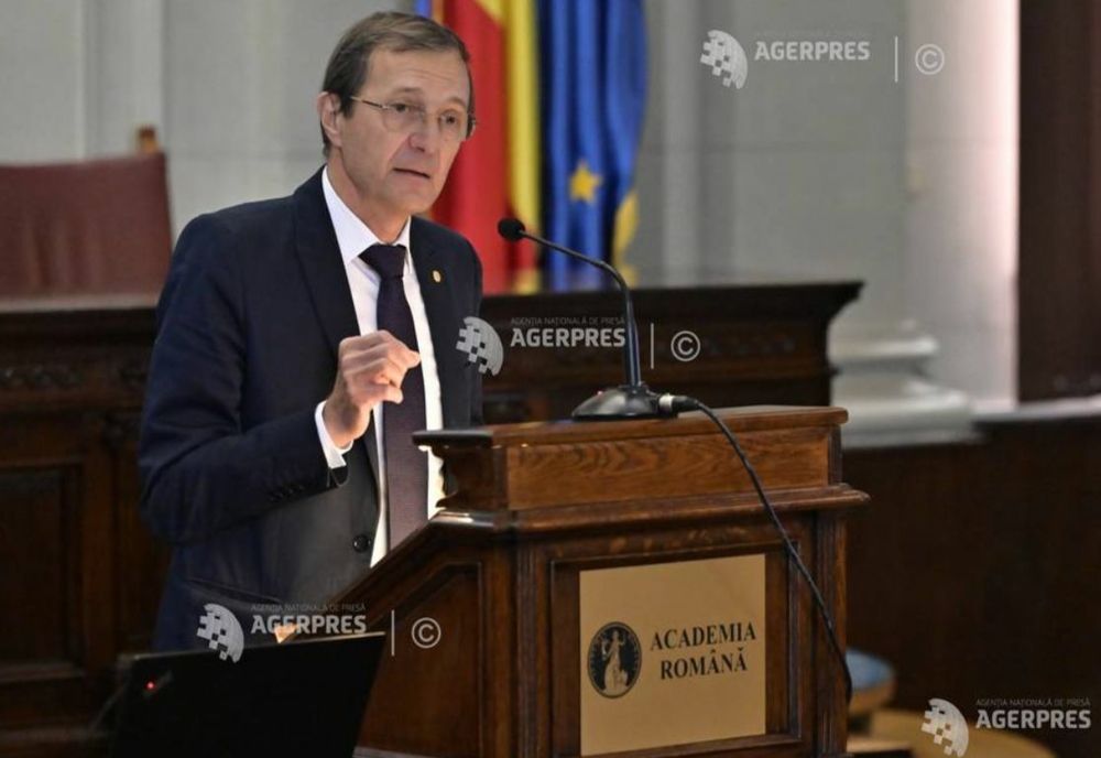 Preşedintele Academiei Române: E bine să ne gândim că în anul 1918 păream pierduţi