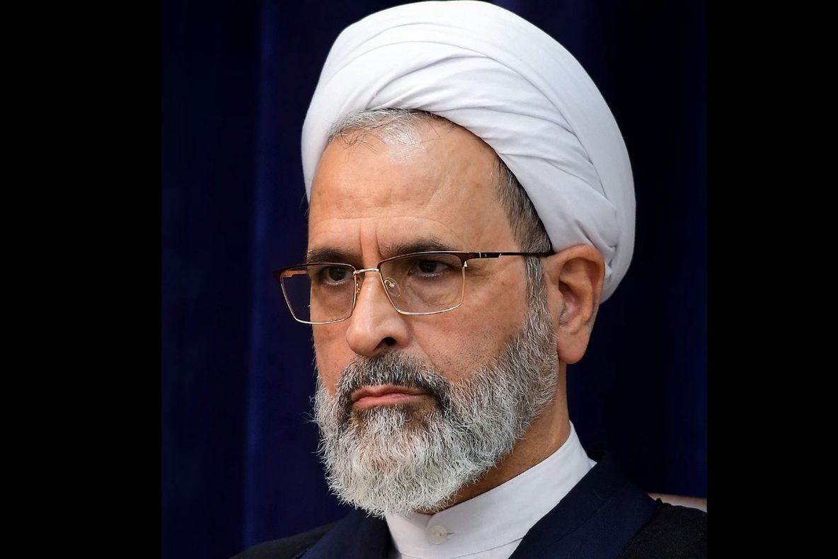 Cine  a preluat puterea în Iran. A fost ales un nou ayatollah