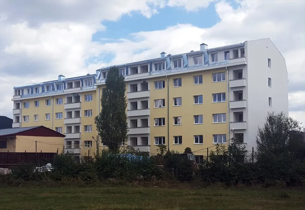 21 de garsoniere și apartamente în blocul de necesitate, puse la dispoziția medicilor din Spitalul Câmpina