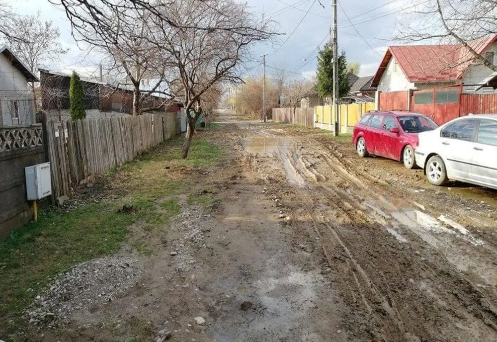 Locuitorii cartierului Mitică Apostol din Ploiești trimit o scrisoare deschisă autorităților locale cerând acces la utilități! 