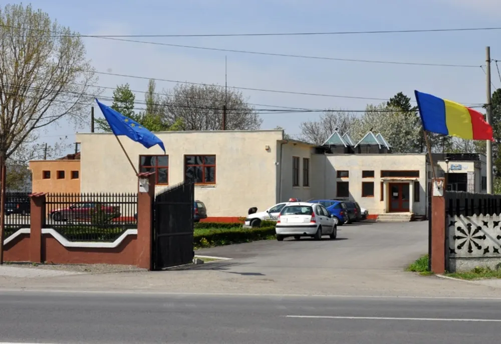 Primărie închisă, după ce patru angajaţi au fost diagnosticaţi cu COVID-19
