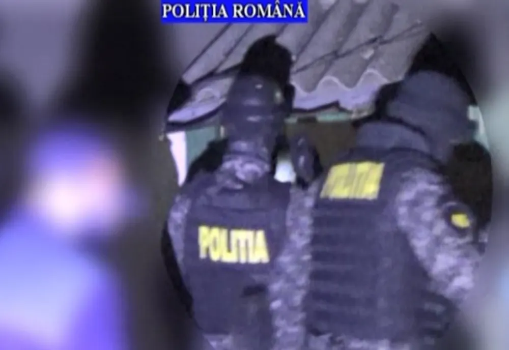 Percheziții în Prahova, la persoane acuzate de proxenetism