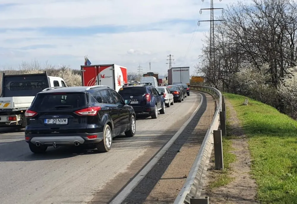 Accident grav la ieșire din Ploiești. Traficul este blocat 