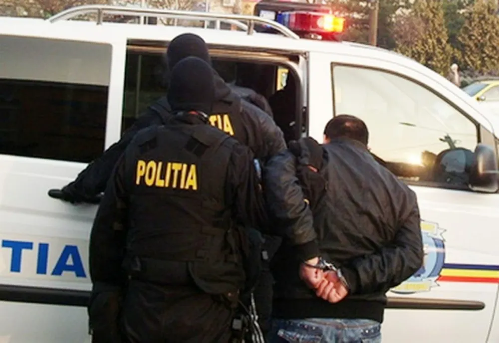 Agent de pază bătut, la Ploiești. Două persoane, reținute 