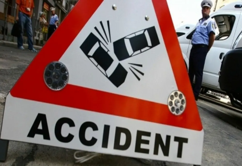 Accident rutier pe DN1, la Sinaia. O persoană a ajuns la spital