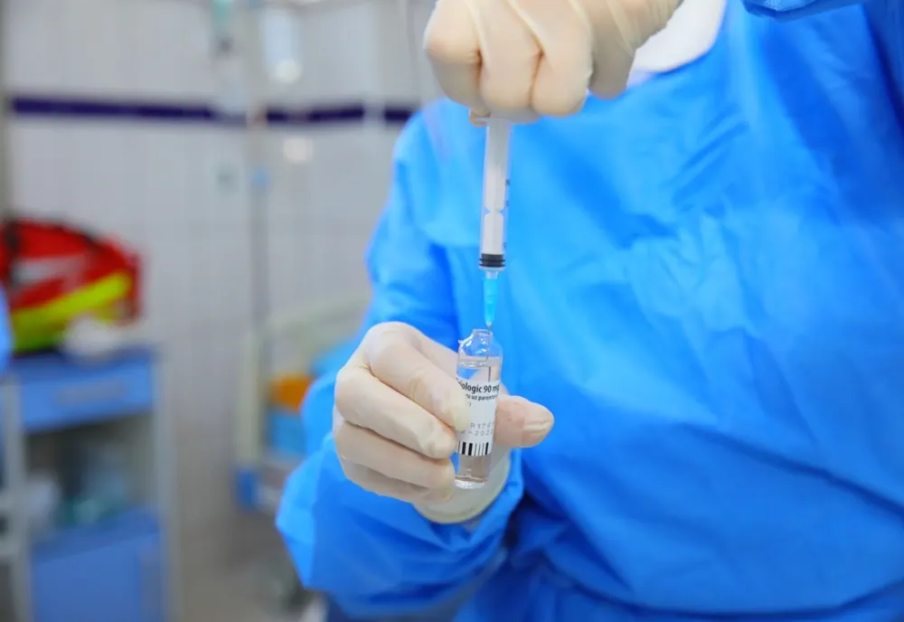 Persoanele vaccinate vor primi vouchere de 100 lei 