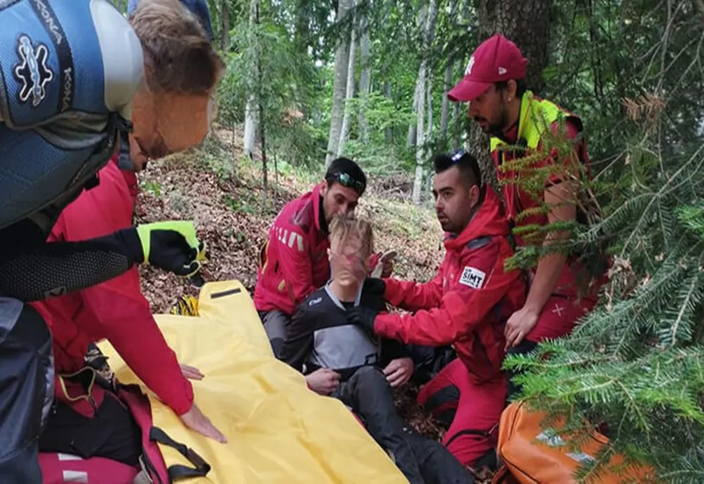 Intervenţii la foc continuu la Salvamont Prahova și Bușteni. Misiune dificilă pentru salvarea a cinci turiști
