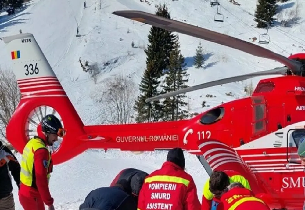 Prahova. Turist accidentat grav, preluat cu elicopterul SMURD