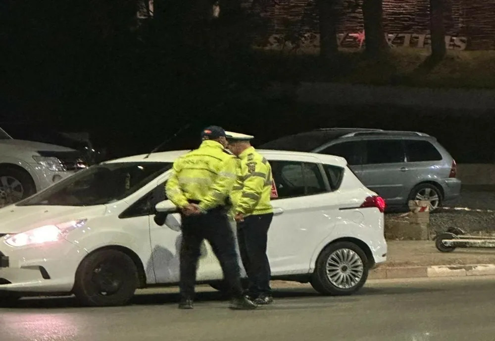 Acte false prezentate de un șofer fără permis polițiștilor prahoveni