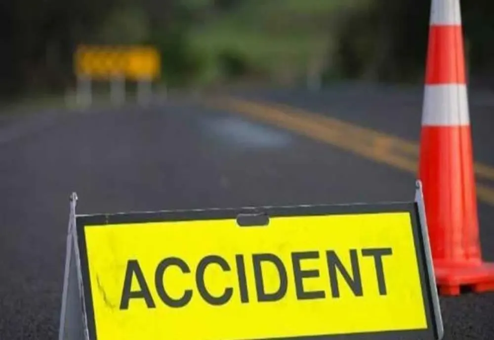 Prahova. Tânără de 18 ani lovită de o mașină pe trecerea de pietoni în Băicoi