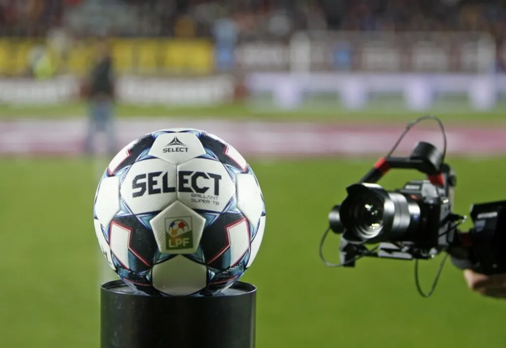 A fost stabilit programul Superligii de fotbal